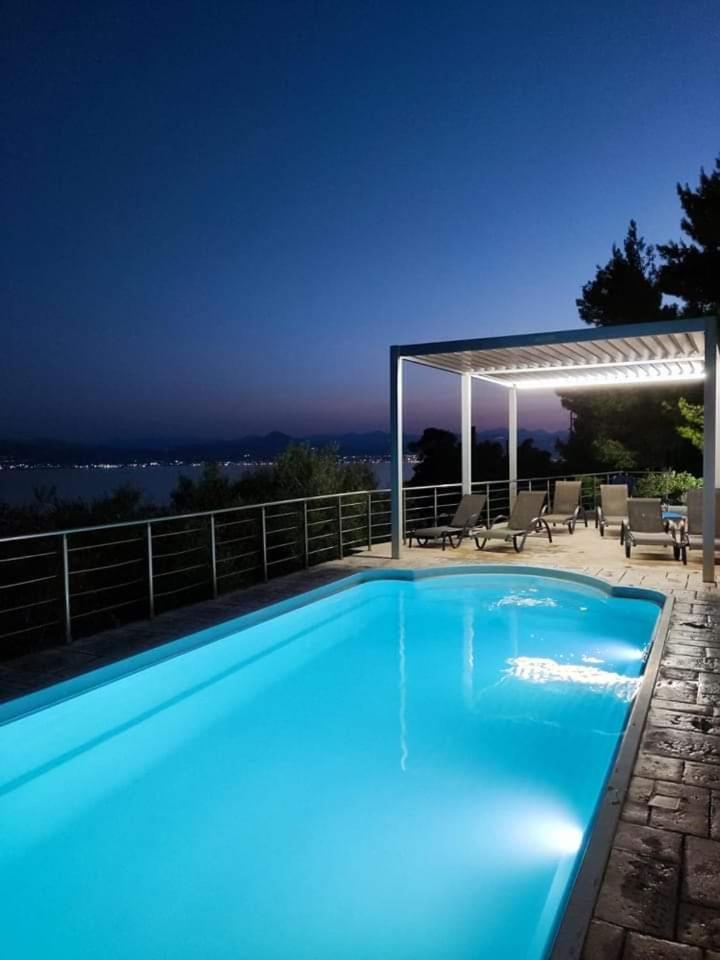 Aegean View Villa Λουτράκι Εξωτερικό φωτογραφία
