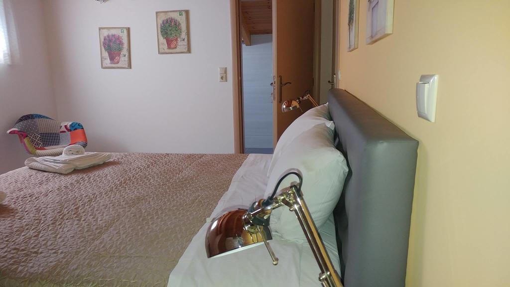 Aegean View Villa Λουτράκι Εξωτερικό φωτογραφία
